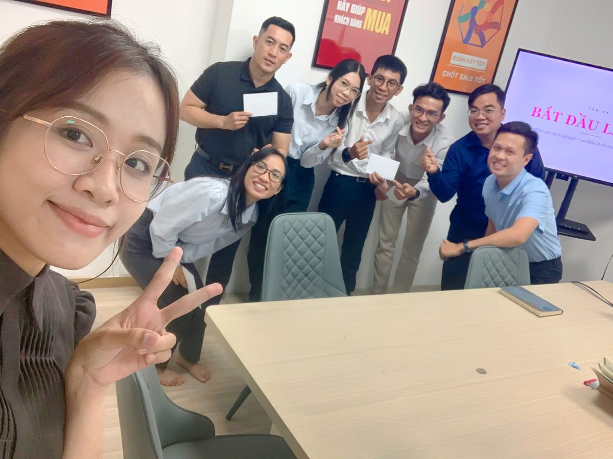 Buổi trao lại phí cam kết